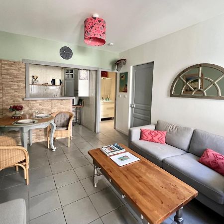 La Courette - T2 Plus Parking Gratuit นีมส์ ภายนอก รูปภาพ