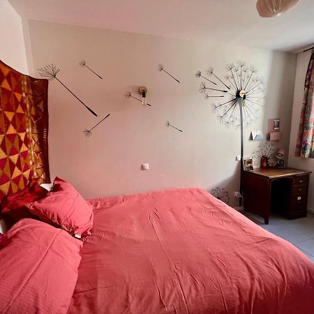 La Courette - T2 Plus Parking Gratuit นีมส์ ภายนอก รูปภาพ