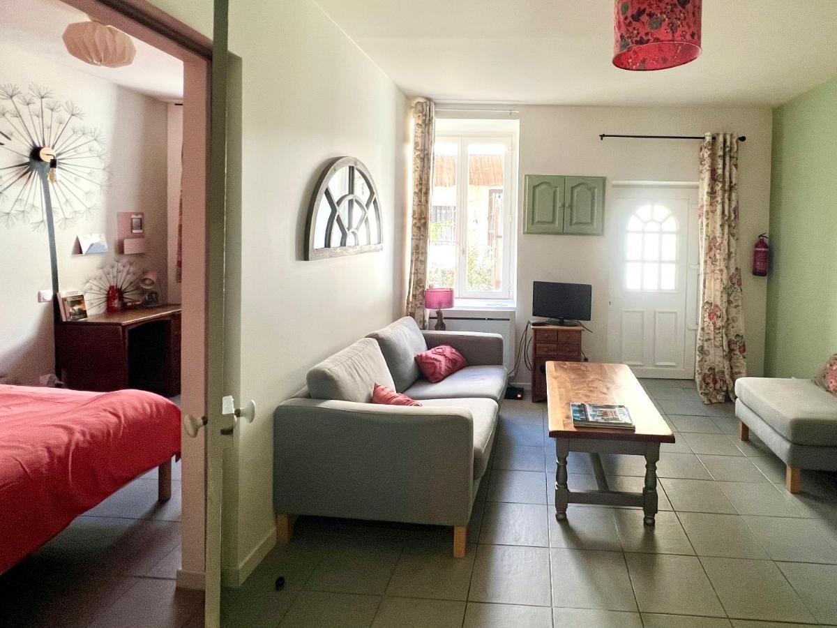 La Courette - T2 Plus Parking Gratuit นีมส์ ภายนอก รูปภาพ